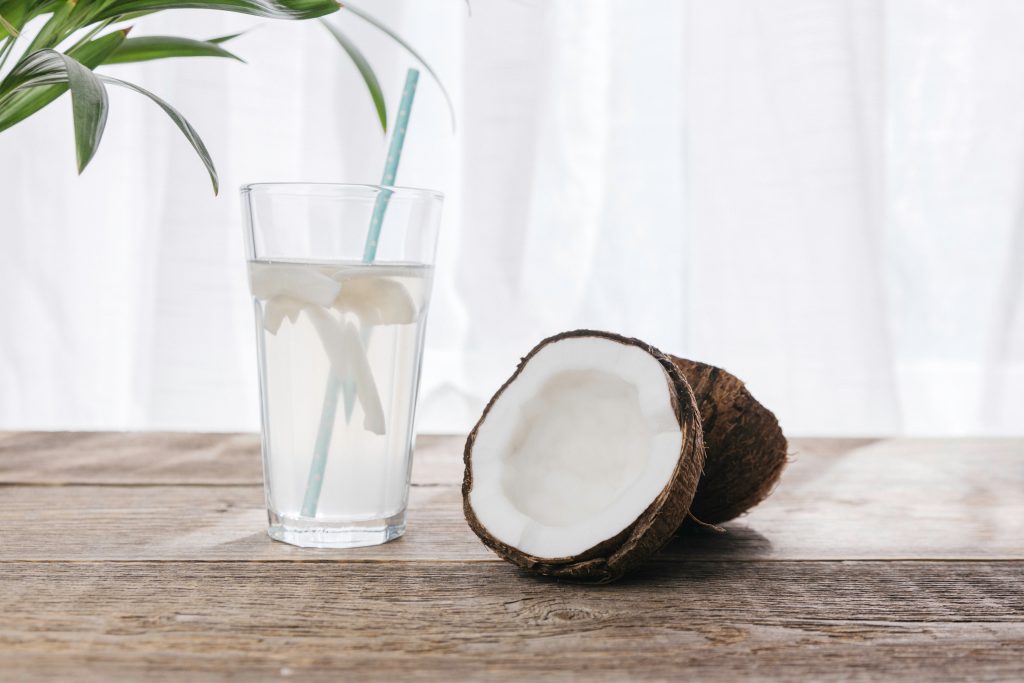 Bebidas Energéticas Saludables: Agua de coco